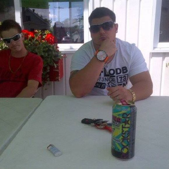 Meet your Posher, Mathieu - Picture 1 of 1